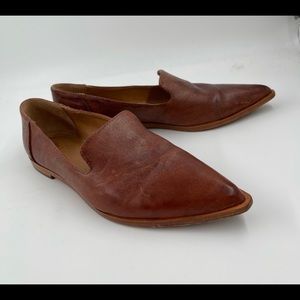 Frye Kenzie Leather Flats Sz 8.5